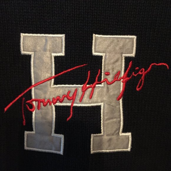 Vintage 90’s TOMMY HILFIGER Sweater - Picture 2 of 3